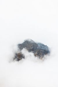 Preview wallpaper mountain, peak, clouds, fog, height