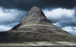 Preview wallpaper mountain, peak, clouds, nature, landscape