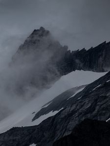 Preview wallpaper mountain, peak, fog, cloud, snow