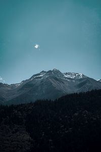 Preview wallpaper mountain, peak, forest, foothills, landscape