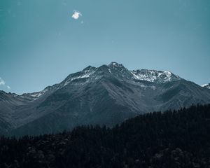 Preview wallpaper mountain, peak, forest, foothills, landscape