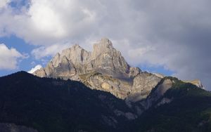 Preview wallpaper mountain, peak, forest, clouds, nature, landscape