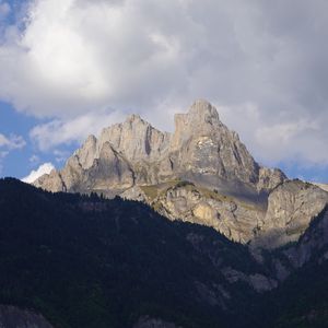 Preview wallpaper mountain, peak, forest, clouds, nature, landscape