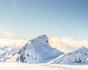 Preview wallpaper mountain, peak, height, snowy, white, clouds