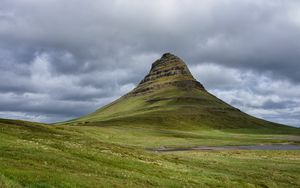 Preview wallpaper mountain, peak, hill, landscape, nature, iceland