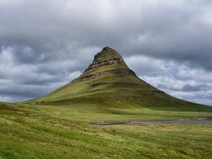 Preview wallpaper mountain, peak, hill, landscape, nature, iceland