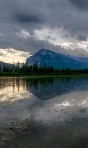 Preview wallpaper mountain, peak, lake, trees, reflection