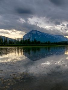 Preview wallpaper mountain, peak, lake, trees, reflection
