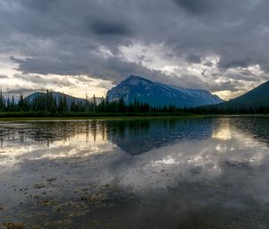 Preview wallpaper mountain, peak, lake, trees, reflection