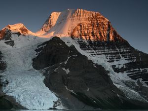Preview wallpaper mountain, peak, landscape, lake, reflection