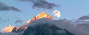 Preview wallpaper mountain, peak, moon, clouds, landscape