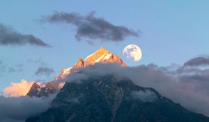 Preview wallpaper mountain, peak, moon, clouds, landscape