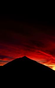 Preview wallpaper mountain, peak, silhouette, sky, dark