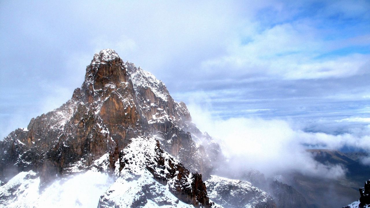 Wallpaper mountain, peak, sky, fog, serenity