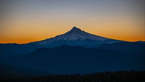 Preview wallpaper mountain, peak, snow, dawn, landscape