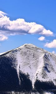 Preview wallpaper mountain, peak, snow, sky