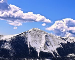 Preview wallpaper mountain, peak, snow, sky