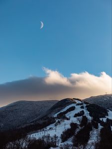 Preview wallpaper mountain, peak, snow, sky, clouds