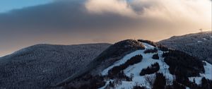 Preview wallpaper mountain, peak, snow, sky, clouds