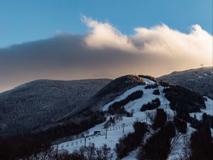 Preview wallpaper mountain, peak, snow, sky, clouds