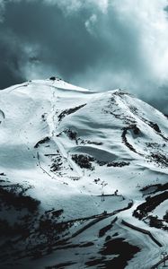 Preview wallpaper mountain, peak, snow, sky, cloudy