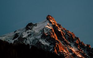 Preview wallpaper mountain, peak, snow, landscape, dusk