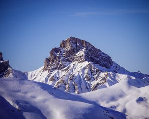 Preview wallpaper mountain, peak, snow, winter, landscape