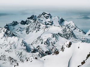 Preview wallpaper mountain, peak, snow, winter