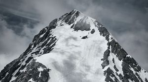 Preview wallpaper mountain, peak, snow, snowy, slope