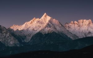 Preview wallpaper mountain, peak, snow, dusk, night, landscape