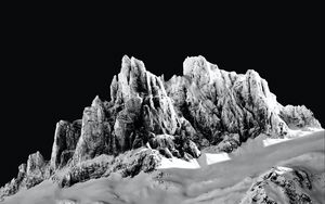 Preview wallpaper mountain, peak, snow, bw