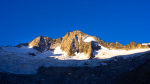 Preview wallpaper mountain, peak, snow, shadow, landscape