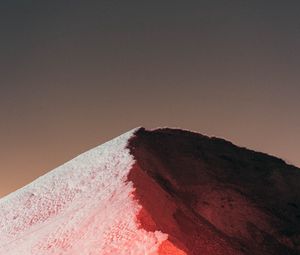 Preview wallpaper mountain, peak, snow, dusk, minimalism, nature