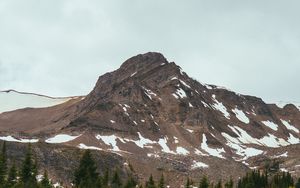 Preview wallpaper mountain, peak, snow, trees, nature, landscape