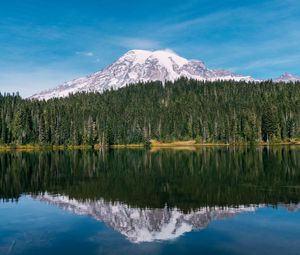 Preview wallpaper mountain, peak, snow, trees, lake, landscape