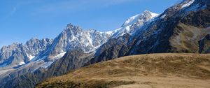 Preview wallpaper mountain, peak, snow, mountain range, landscape