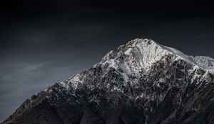 Preview wallpaper mountain, peak, snowy, night, italy