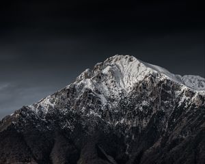 Preview wallpaper mountain, peak, snowy, night, italy