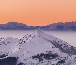 Preview wallpaper mountain, peak, snowy, sky, landscape
