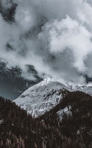 Preview wallpaper mountain, peak, snowy, clouds, italy