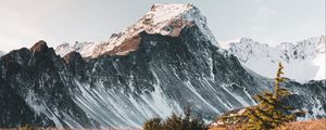 Preview wallpaper mountain, peak, snowy, mountain range, landscape