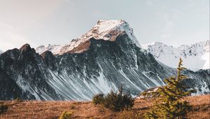 Preview wallpaper mountain, peak, snowy, mountain range, landscape