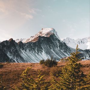 Preview wallpaper mountain, peak, snowy, mountain range, landscape