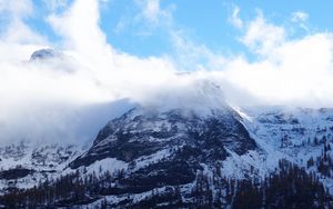 Preview wallpaper mountain, peak, top, snow, fog, sky