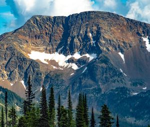 Preview wallpaper mountain, peak, trees, landscape