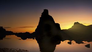 Preview wallpaper mountain, reflection, pond, evening