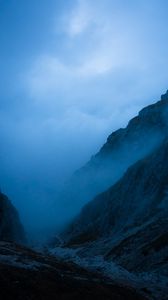 Preview wallpaper mountain, river, fog