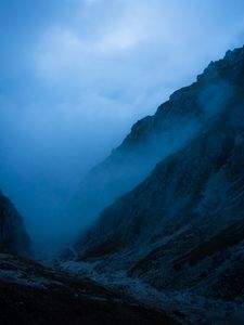 Preview wallpaper mountain, river, fog