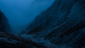 Preview wallpaper mountain, river, fog