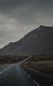 Preview wallpaper mountain, road, fog, asphalt, marking